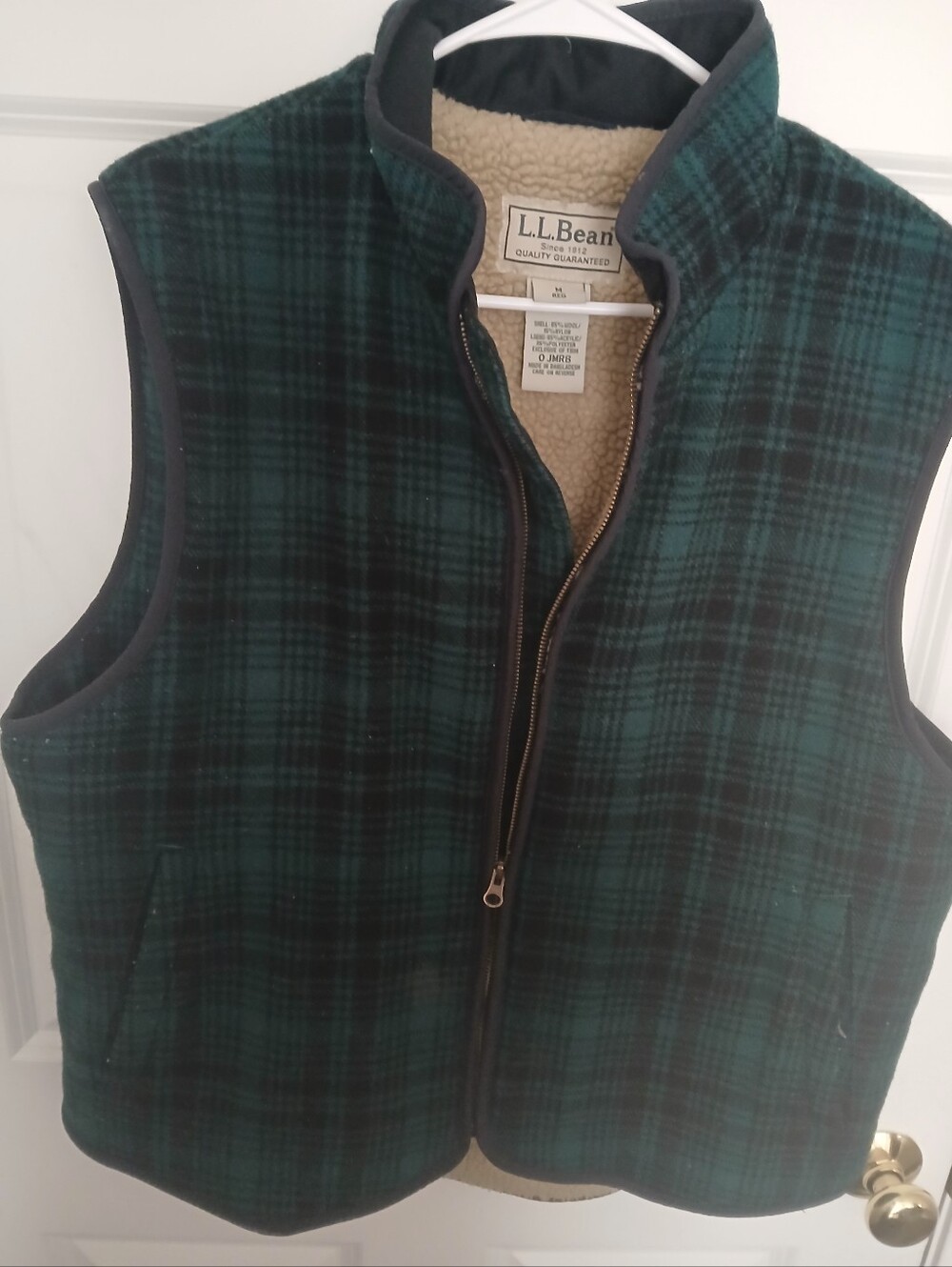 L.L.Bean Sherpa Lined Vest Dark Green Plaid Wool Unisex Size M.